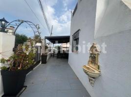 Houses (detached house), 87 m², near bus and train, almost new