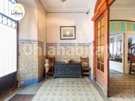Casa (unifamiliar aislada), 652 m², cerca de bus y tren