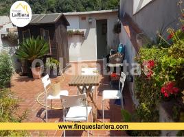Casa (unifamiliar aïllada), 254 m², prop de bus i tren