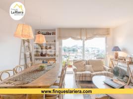  (unifamiliar aïllada), 185 m², près de bus et de train, presque neuf