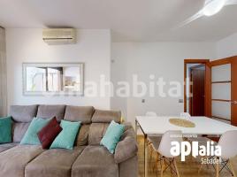 Piso, 117 m², cerca de bus y tren