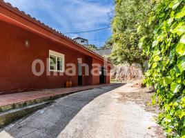 Houses (detached house), 144 m², near bus and train, almost new