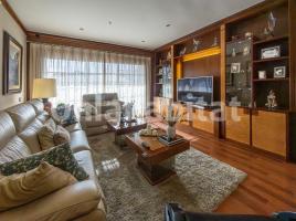 Casa (unifamiliar aislada), 383 m², cerca de bus y tren, centre