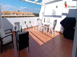Àtic, 72 m², près de bus et de train, presque neuf