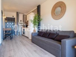 Apartament, 52 m², près de bus et de train, Riells