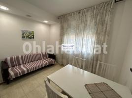 Apartament, 63 m², près de bus et de train, presque neuf