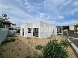 Houses (detached house), 231.36 m², near bus and train, new