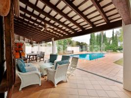 Otro, 320 m², near bus and train