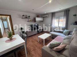 Piso, 72 m², cerca de bus y tren, molivell