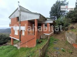 Houses (detached house), 145 m², near bus and train