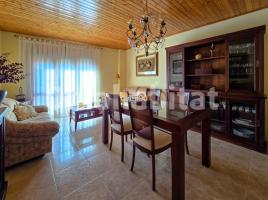 Flat, 95 m², near bus and train