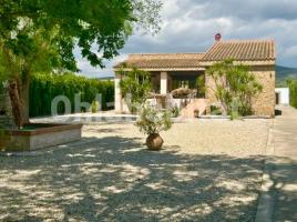  (casa rural), 227 m², près de bus et de train, presque neuf