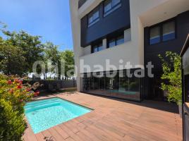 Duplex, 178 m², near bus and train, new