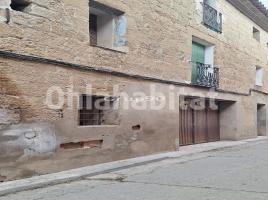 Houses (detached house), 742 m², near bus and train