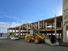 , 900 m²