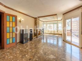 Flat, 174 m², near bus and train