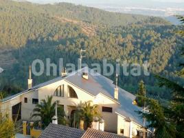 Casa (unifamiliar aislada), 584 m², cerca de bus y tren