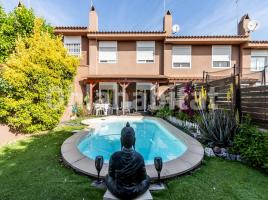 Casa (unifamiliar adossada), 205 m², prop de bus i tren