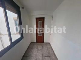Pis, 71 m², prop de bus i tren