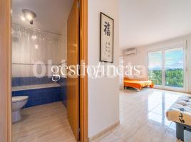 Estudi, 35 m², prop de bus i tren, seminou