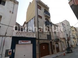  (unifamiliar aïllada), 291 m², près de bus et de train, presque neuf
