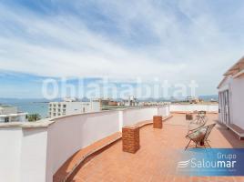 Àtic, 88 m², près de bus et de train, Zona turistica