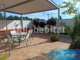 Houses (terraced house), 240 m², near bus and train, almost new