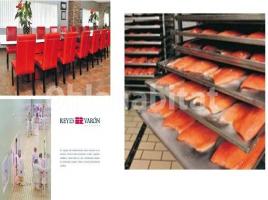 , 1121 m²