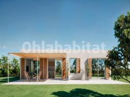 Casa (unifamiliar aïllada), 93 m², prop de bus i tren, nou