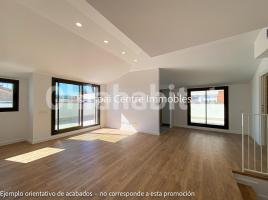 Àtic, 99.55 m², près de bus et de train, nouveau