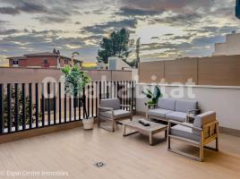 New home - Flat in, 124.84 m², near bus and train, new