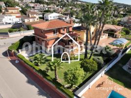 Houses (detached house), 300 m², near bus and train, Els Masos
