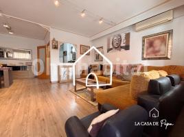 Pis, 118 m², prop de bus i tren