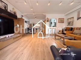 Pis, 118 m², prop de bus i tren