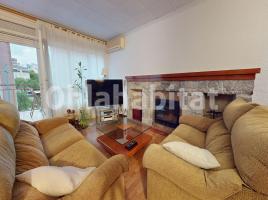 Pis, 92 m², prop de bus i tren