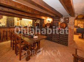 Casa (unifamiliar aislada), 340 m², cerca de bus y tren