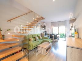 Casa (unifamiliar adossada), 126 m², prop de bus i tren, seminou
