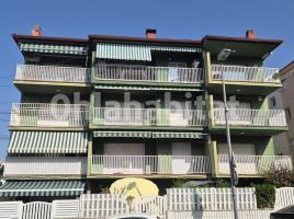 Piso, 111 m², cerca de bus y tren