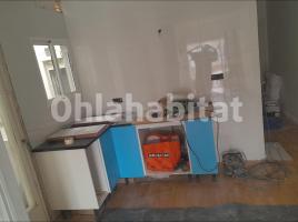 Flat, 54 m², near bus and train