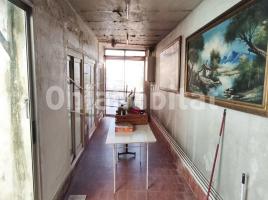 Property Vertical, 663 m²