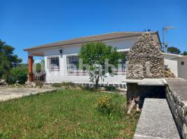 Houses (detached house), 169 m², near bus and train