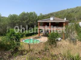 Houses (detached house), 250.08 m², near bus and train