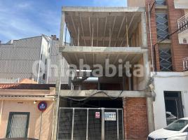 Nouvelle construction -  à, 292.75 m², près de bus et de train