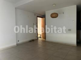 Pis, 131 m², prop de bus i tren, seminou