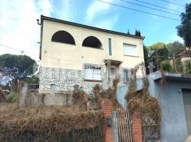 Casa (unifamiliar aïllada), 322 m², prop de bus i tren