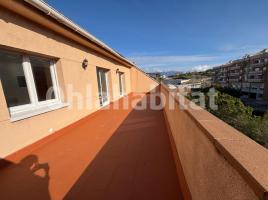 Attic, 199 m², near bus and train