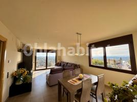Casa (unifamiliar aislada), 373 m², cerca de bus y tren, seminuevo