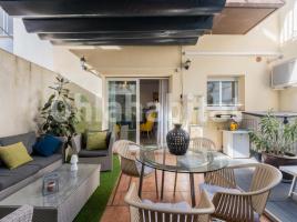 Piso, 84 m², cerca de bus y tren, seminuevo