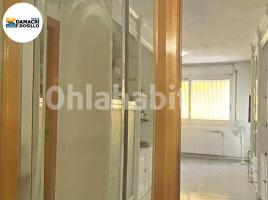 Attic, 74 m², near bus and train, Travesía Travessera de Barcelona