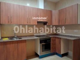 Pis, 82 m², seminou, Zona